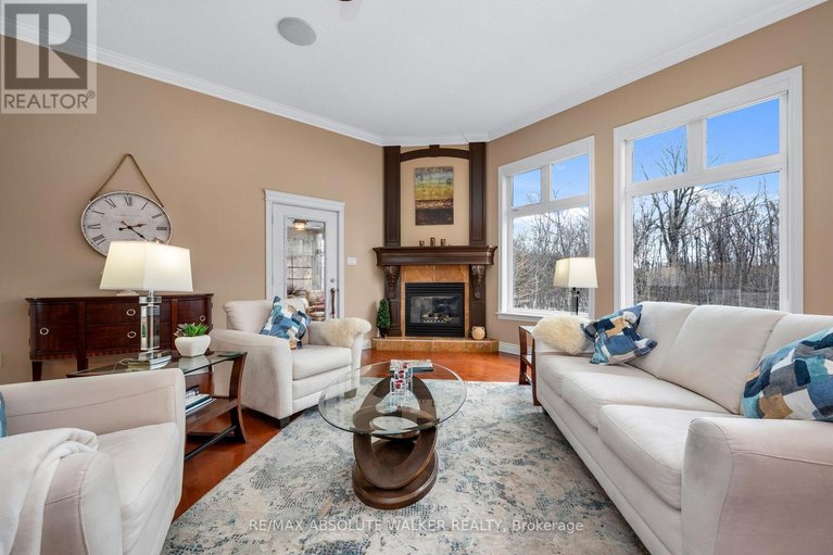 29487630/8134-adam-baker-way/osgoode-twp-north-of-reg-rd-6/ottawa/ontario/K0A2P0_9