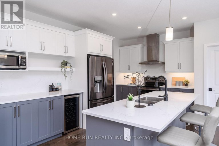 28418228/212-summerview-terrace/greely/ottawa/ontario/K4P0E9_12