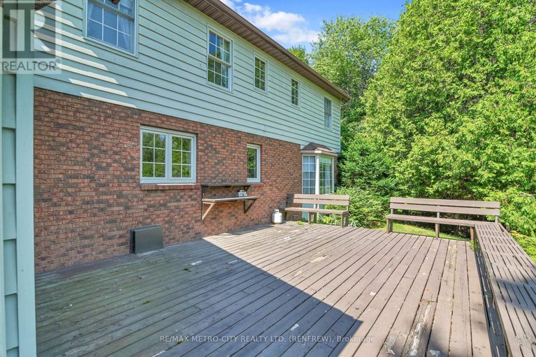 28745996/2928-burnstown-road/horton-twp/horton/ontario/K7V3Z4_31