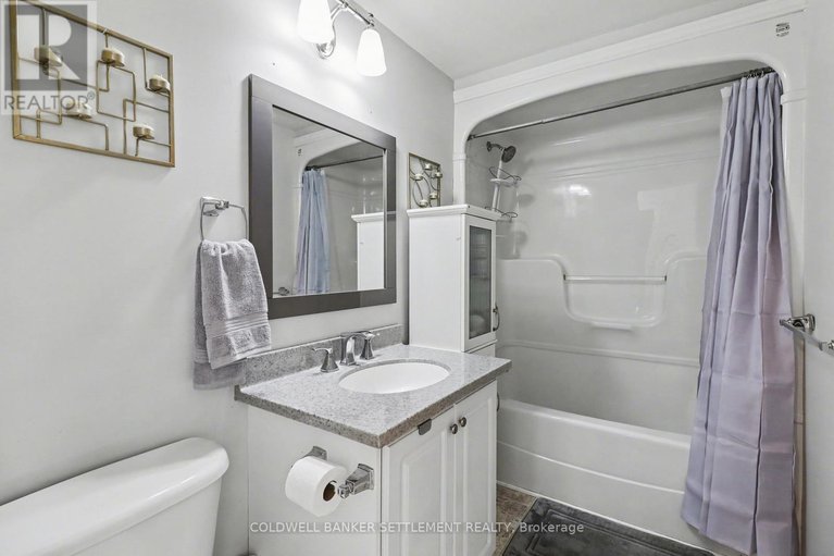 29654962/135-barr-place/drummondnorth-elmsley-north-elmsley-twp/drummondnorth-elmsley/ontario/K7H3C7_22