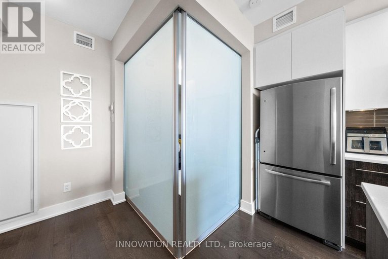 29572811/807-88-richmond-road/westborohampton-park/ottawa/ontario/K1Z0B1_22