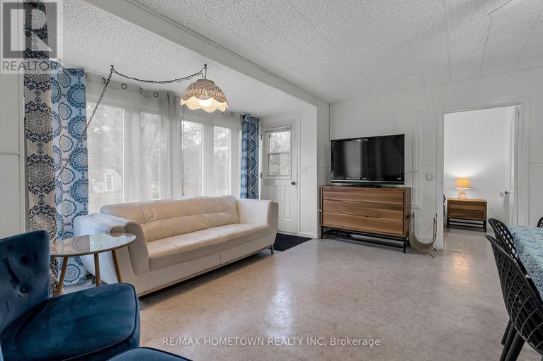 28813170/6235-sara-drive/south-glengarry-lancaster-twp/south-glengarry/ontario/K0C1N0_4
