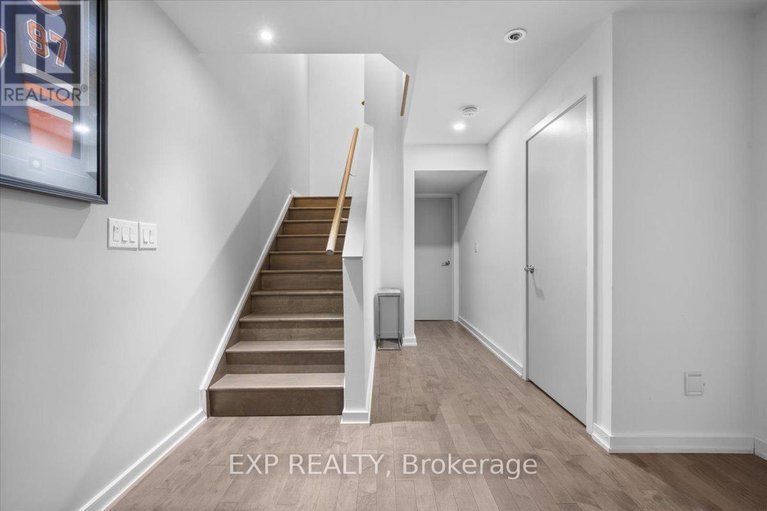 29639799/769-brian-good-avenue/riverside-southgloucester-glen/ottawa/ontario/K4M0E3_23