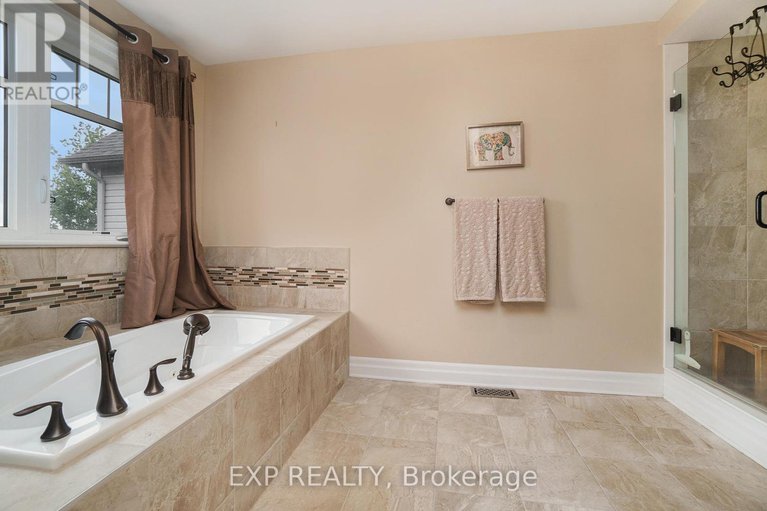28633040/418-cavesson-street/emerald-meadowstrailwest/ottawa/ontario/K2V0A8_25