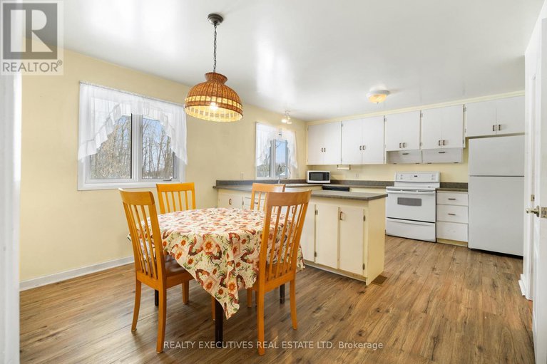 29240395/7725-lawrence-street/vernon/ottawa/ontario/K0A3J0_9