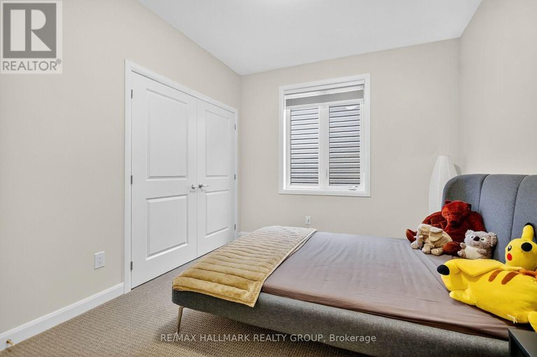 29163962/720-cappamore-drive/half-moon-bay/ottawa/ontario/K2J6W3_22