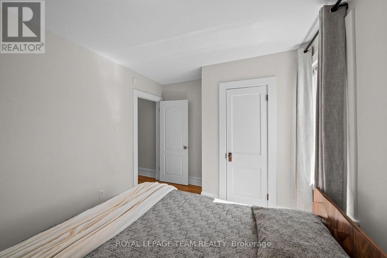 29642086/148-bruyere-street/lower-townbyward-market/ottawa/ontario/K1N5E1_23