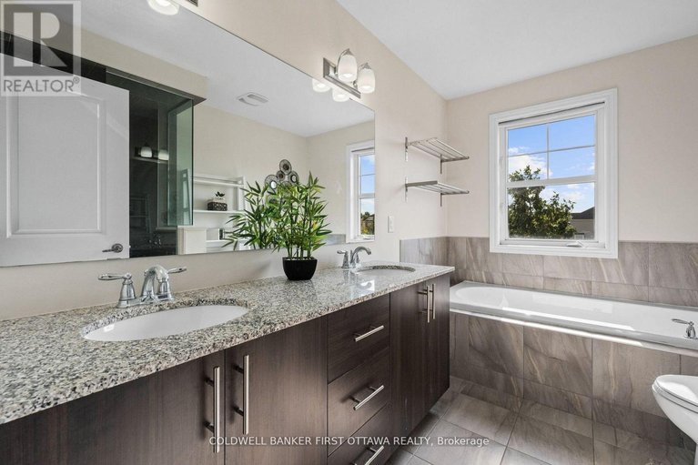 29673246/619-dundonald-drive/half-moon-bay/ottawa/ontario/K2J5Y8_24