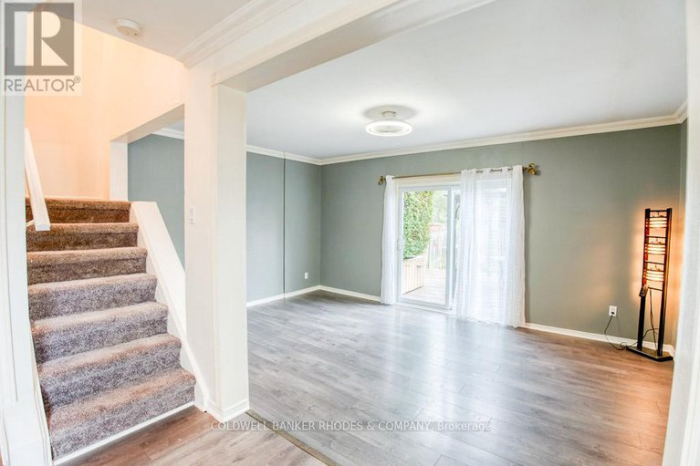 29026241/18-6475-colony-square/convent-glen-north/ottawa/ontario/K1C3E1_11