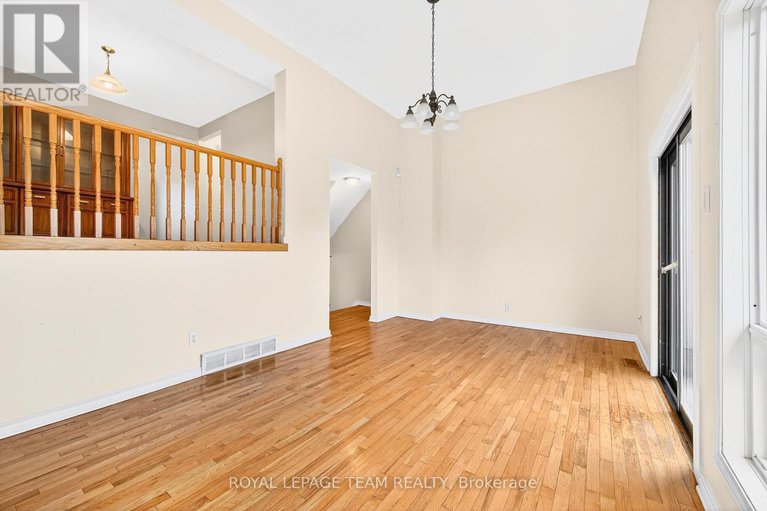 29127398/2-13-bertona-street/manordale/ottawa/ontario/K2G0W2_14