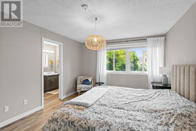 28507549/68-thornbury-crescent/centrepointe/ottawa/ontario/K2G6C4_21