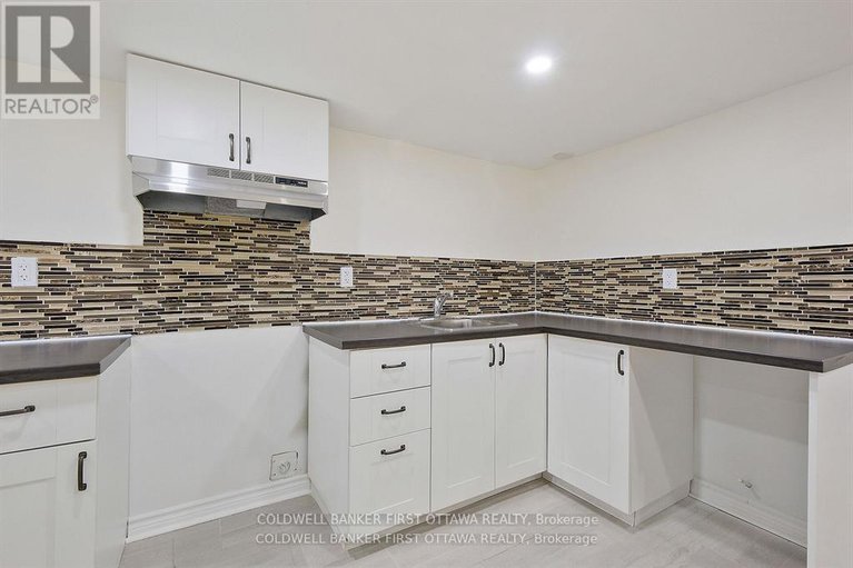 28737270/107-columbia-avenue/hunt-club/ottawa/ontario/K1V1Z3_45