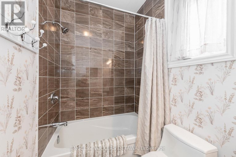 28975744/303-equinelle-drive/north-grenville-twp-kemptville-south/north-grenville/ontario/K0G1J0_7