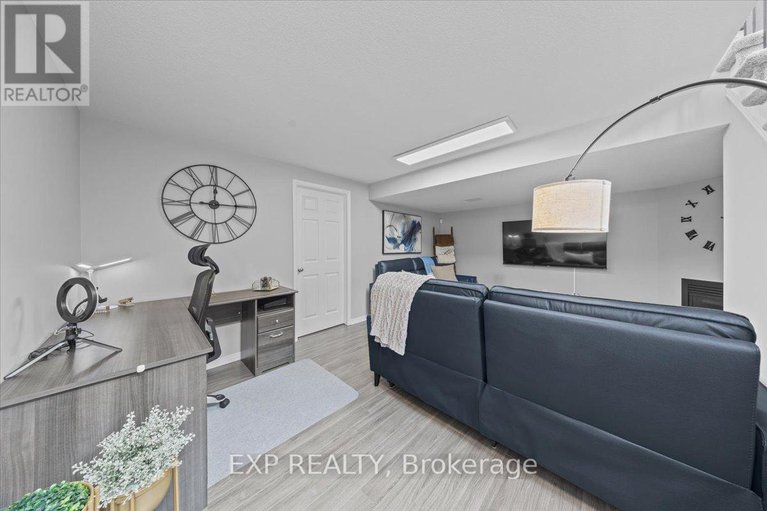 29401598/589-pepperville-crescent/emerald-meadowstrailwest/ottawa/ontario/K2M0E7_39