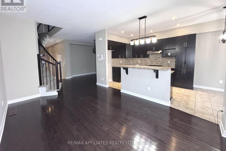 29142673/232-cooks-mill-crescent/riverside-south/ottawa/ontario/K1V2N1_9