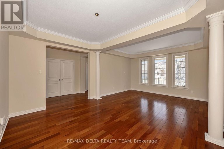 29583764/1983-plainhill-drive/notting-hillsummerside/ottawa/ontario/K4A0E8_6