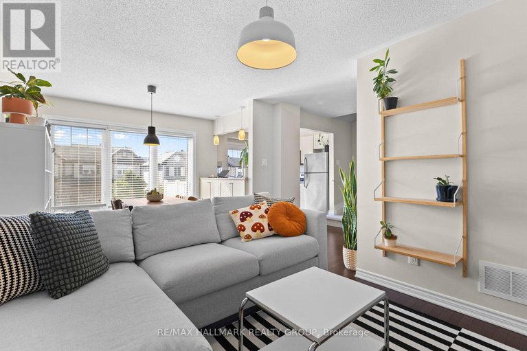 29115480/469-meadowhawk-crescent/half-moon-bay/ottawa/ontario/K2J5W7_6