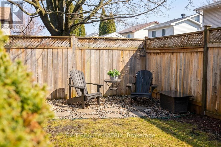 29636686/555-apollo-way/fallingbrookpineridge/ottawa/ontario/K4A1V1_41