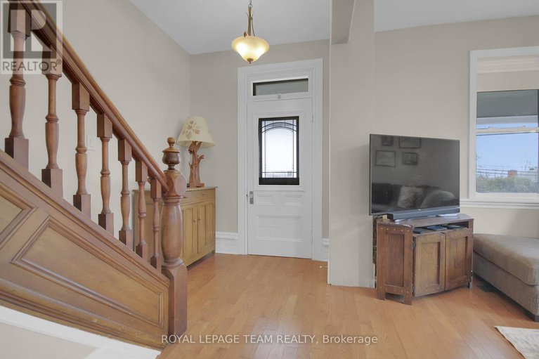 28403299/1456-meadow-drive/greely/ottawa/ontario/K4P1B1_5
