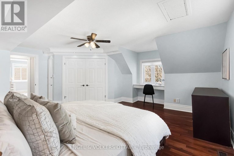 29651793/1252-anoka-street/ridgemont/ottawa/ontario/K1V6C6_19