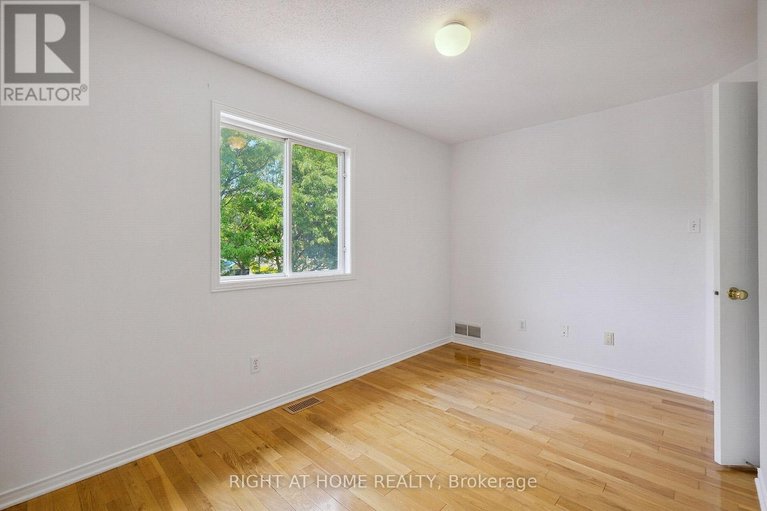 28485638/5119-lerner-way/beacon-hill-south/ottawa/ontario/K1J1B3_38