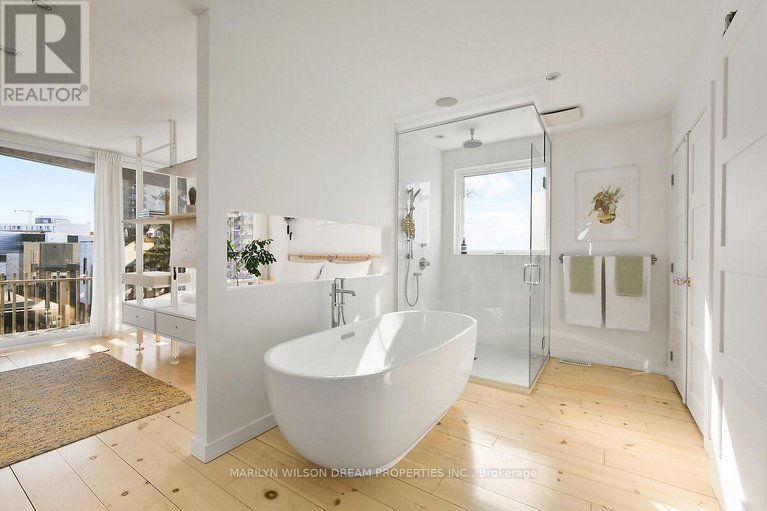 28694022/67-pinhey-street/hintonburg/ottawa/ontario/K1Y1T5_20