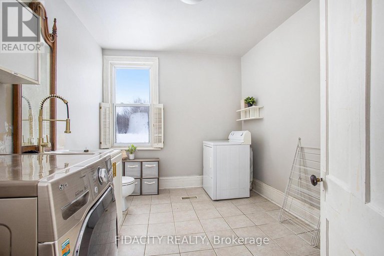 28870163/5046-carp-road/fitzroy-ward-south-east/ottawa/ontario/K0A2H0_13