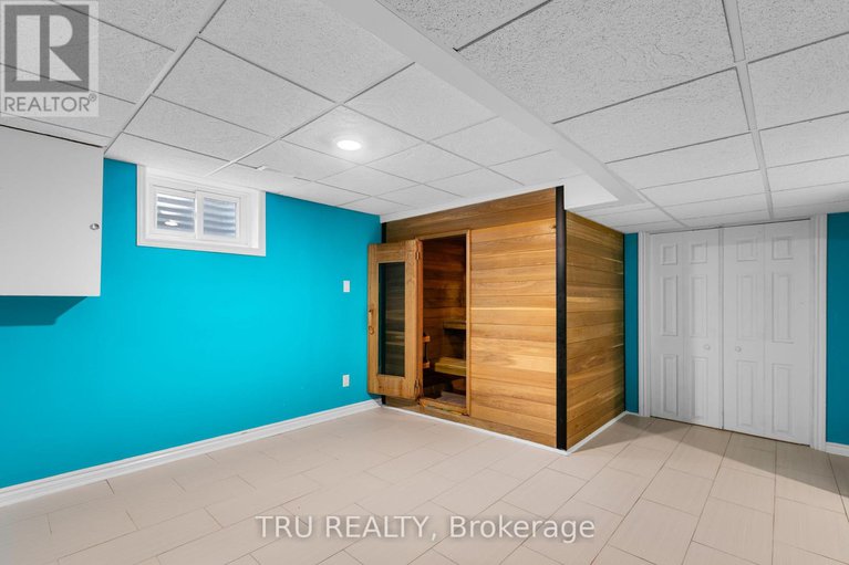 28925515/715-mooneys-bay-place/mooneys-bayriverside-park/ottawa/ontario/K1V8W4_38
