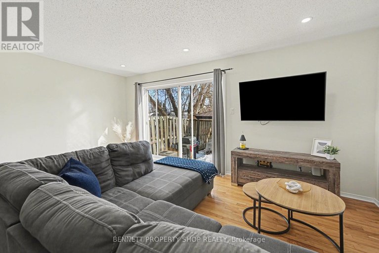 29450115/49-forget-street/embrun/russell/ontario/K0A1W0_4