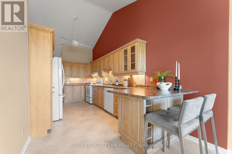 28877037/16-oyster-bay-court/stittsville-central/ottawa/ontario/K2S1H3_23