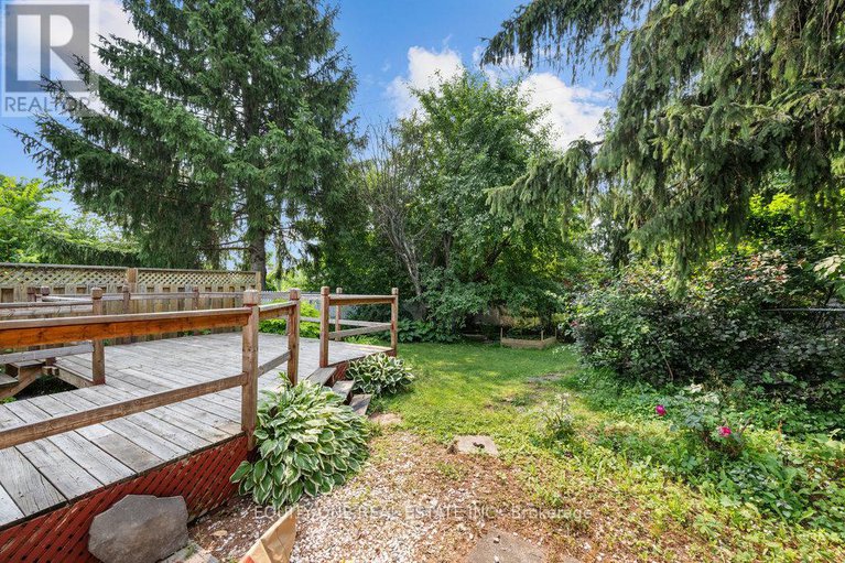 28564129/426-woodfield-drive/tanglewood/ottawa/ontario/K2G4E5_27