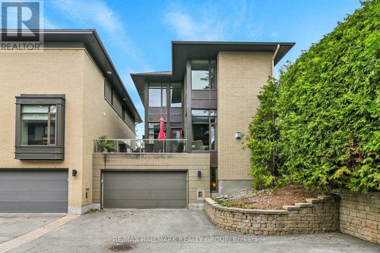 29674266/481-melbourne-avenue/mckellarhighland/ottawa/ontario/K2A1W4_33