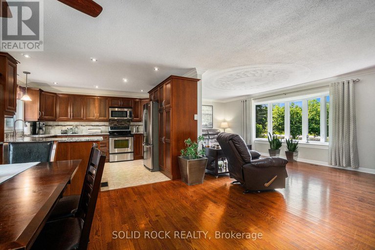 28943108/2278-russland-road-e/russell-twp/russell/ontario/K0A3H0_20