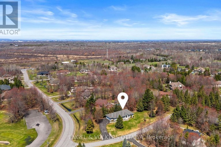 29642089/6370-emerald-links-drive/greely/ottawa/ontario/K4P1M4_37
