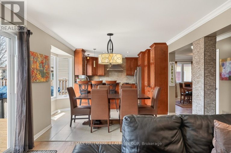 29659276/853-acadian-gardens/convent-glen/ottawa/ontario/K1C2V7_24