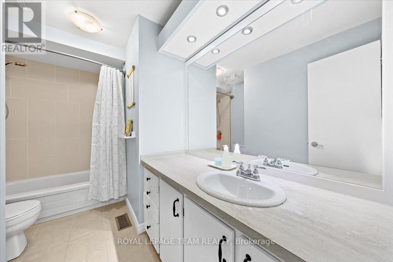 28637798/13-kedgewick-court/tanglewood/ottawa/ontario/K2G4M9_29