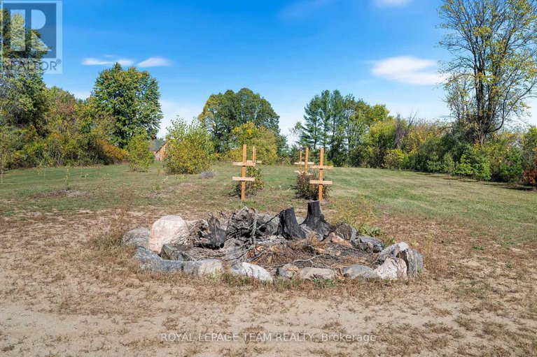 28999166/524-osmond-daley-drive/huntley-ward-south-east/ottawa/ontario/K0A1L0_28