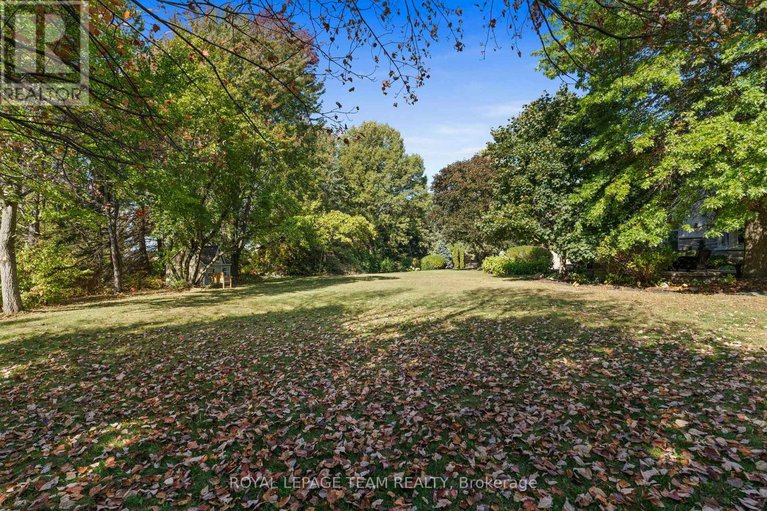 29096709/7-sara-court/fallowfield/ottawa/ontario/K2R1E2_49