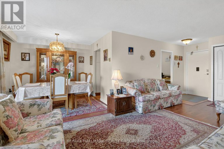 29394660/407-2400-virginia-drive/urbandale-acres/ottawa/ontario/K1H8L3_9