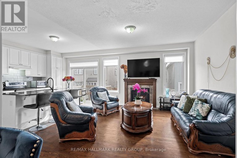 28653089/716-summergaze-street/emerald-meadowstrailwest/ottawa/ontario/K2M0L4_10