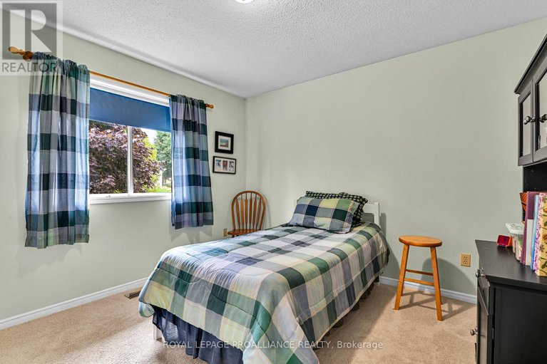 28790642/24-bernard-crescent/augusta-twp/augusta/ontario/K0E1P0_23