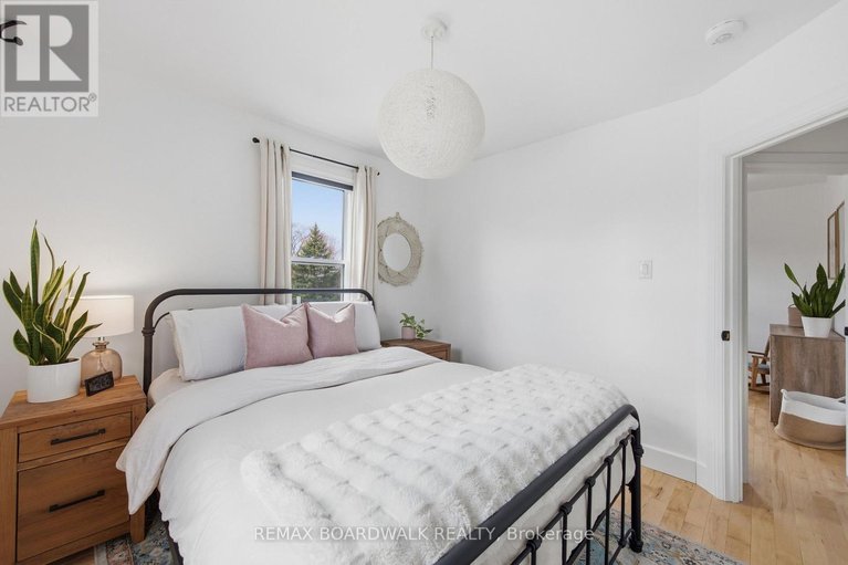 29643946/62-craig-street/village-of-russell/russell/ontario/K4R1A2_28