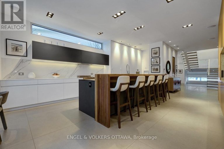 29539469/608-byron-avenue/mckellarhighland/ottawa/ontario/K2A0E5_18