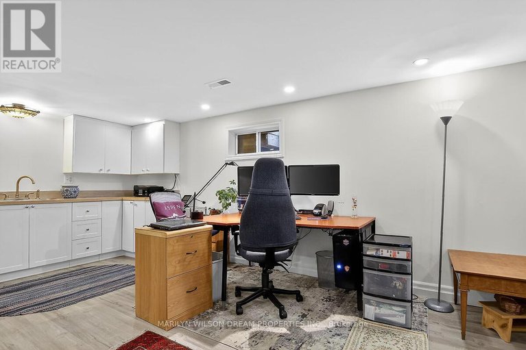 29599055/2105-bangor-street/elmvale-acresurbandale/ottawa/ontario/K1G2X6_36