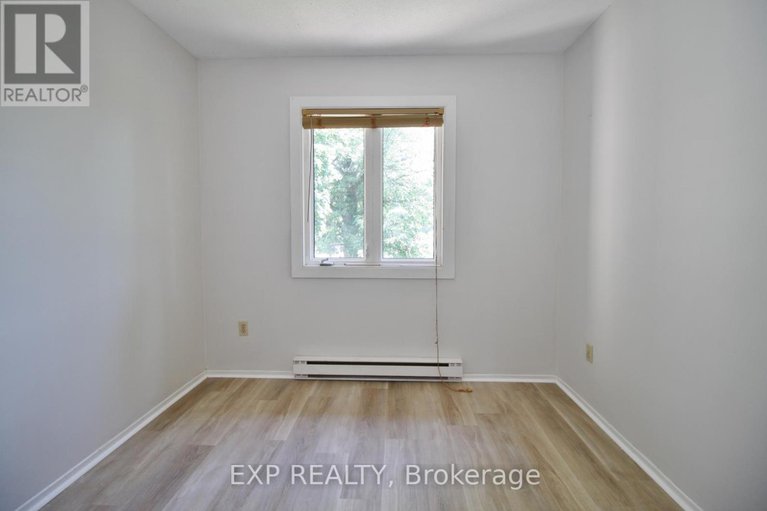 29118873/52-3691-albion-road/sawmill-creektimbermill/ottawa/ontario/K1T1P2_26