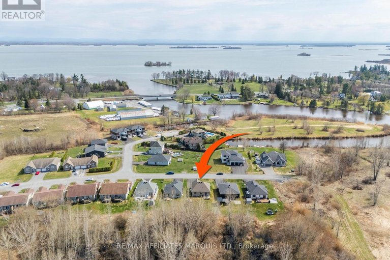 29658311/20309-andrea-avenue/lancaster/south-glengarry/ontario/K0C2C0_48