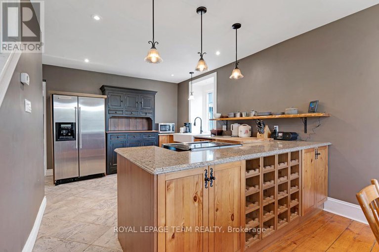 29244168/1285-craig-road/north-grenville-twp-kemptville-south/north-grenville/ontario/K0G1S0_21