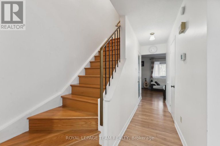 28512165/6351-st-louis-drive/hiawatha-parkconvent-glen/ottawa/ontario/K1C2X9_7