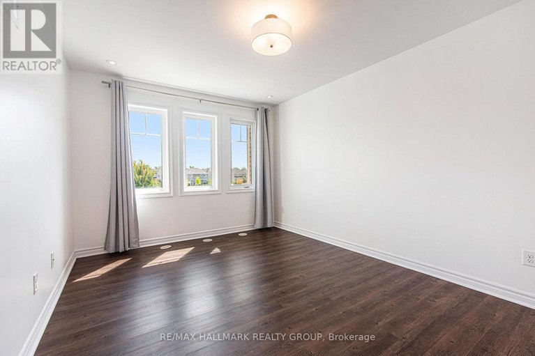 28782242/2427-nutgrove-avenue/half-moon-bay/ottawa/ontario/K2J0X4_27