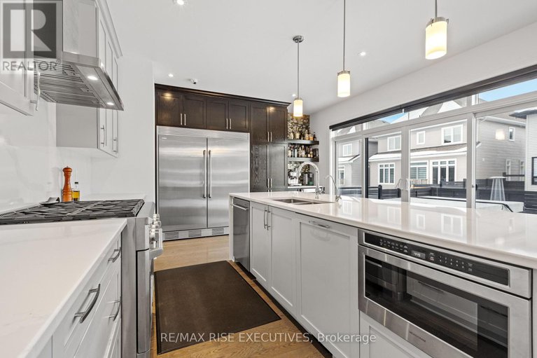 28284829/165-finsbury-avenue/stittsville-south/ottawa/ontario/K2S2P5_14